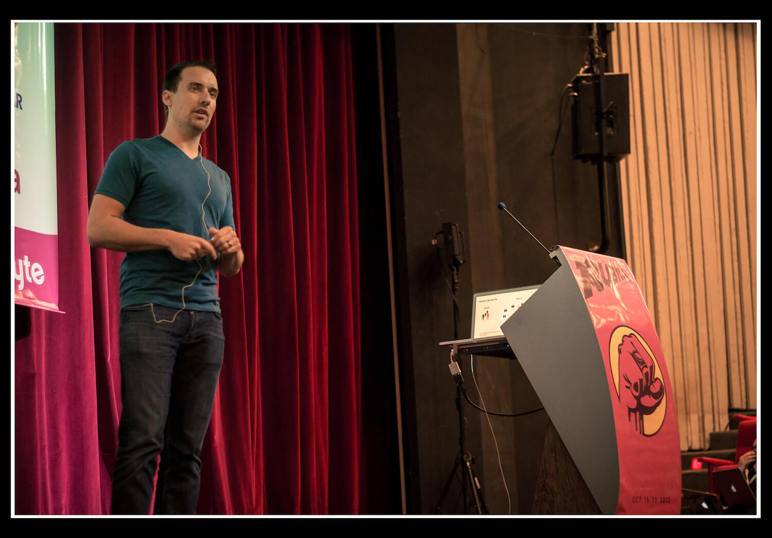 Andy Atkinson speaking at RubyConf Argentina 2012